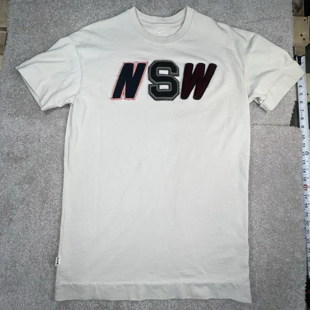 Nike NSW Sportswear MEN'S White Logo Tee 927396-091 Puff Print Embroidered Large